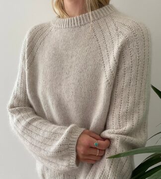 Mia sweater